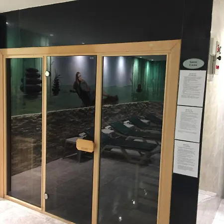 Luxury Granada Апартаменты *